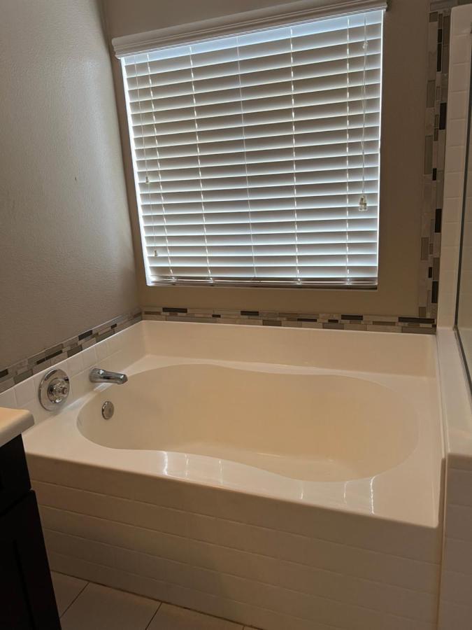 Sweet Spacious 5 Bdrm Home With Pool Las Vegas Bagian luar foto